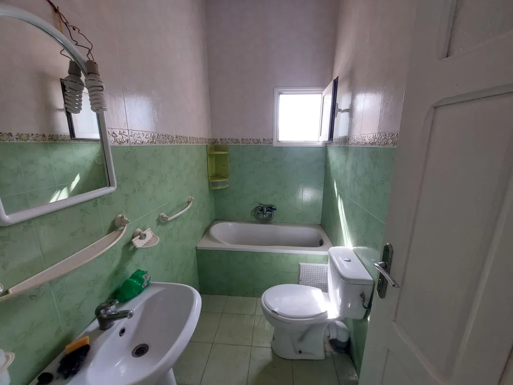 À louer étage de villa S+2 avec terrasse à Mourouj 6