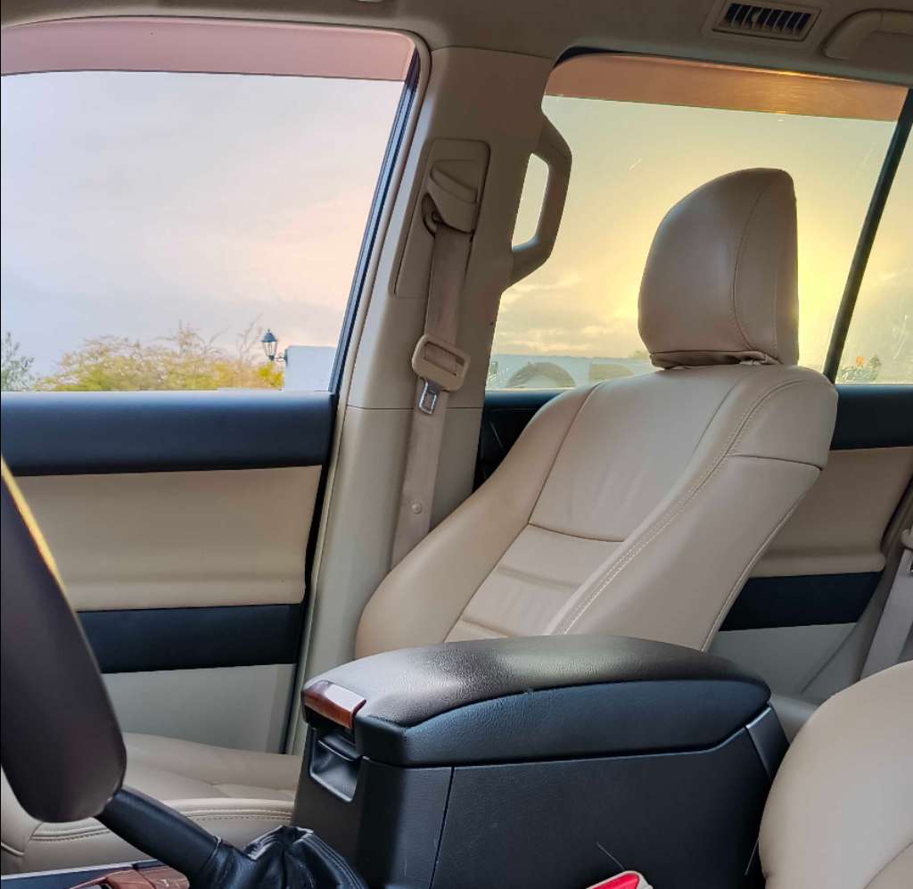 🔔  Toyota prado TXL 3.0L 7 places
