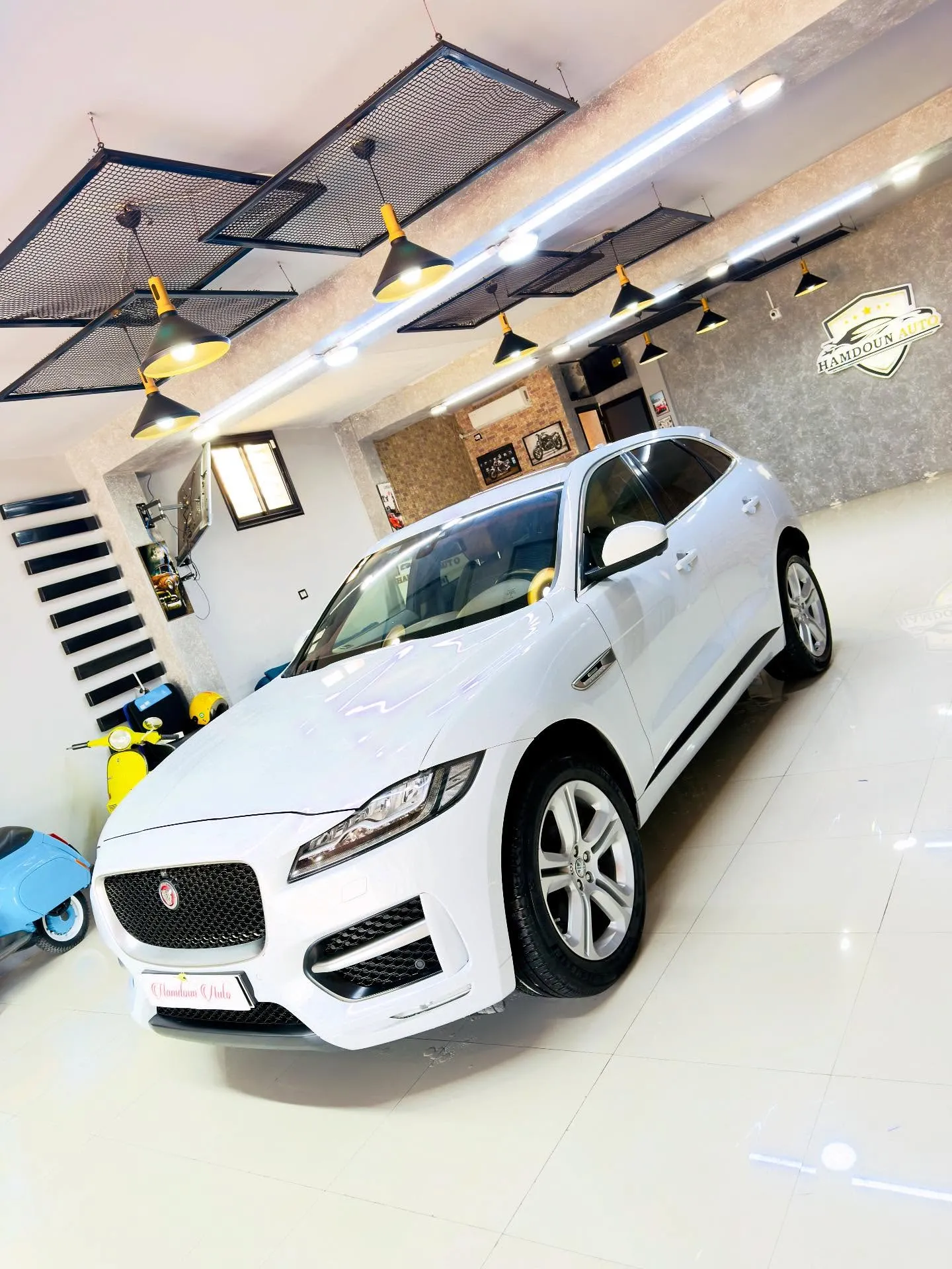 jaguar f pace