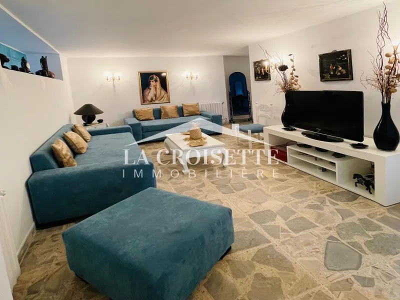 Rez-de-chaussée de villa meublé s2 avec jardin à Sidi Bou Said ZRCL0324