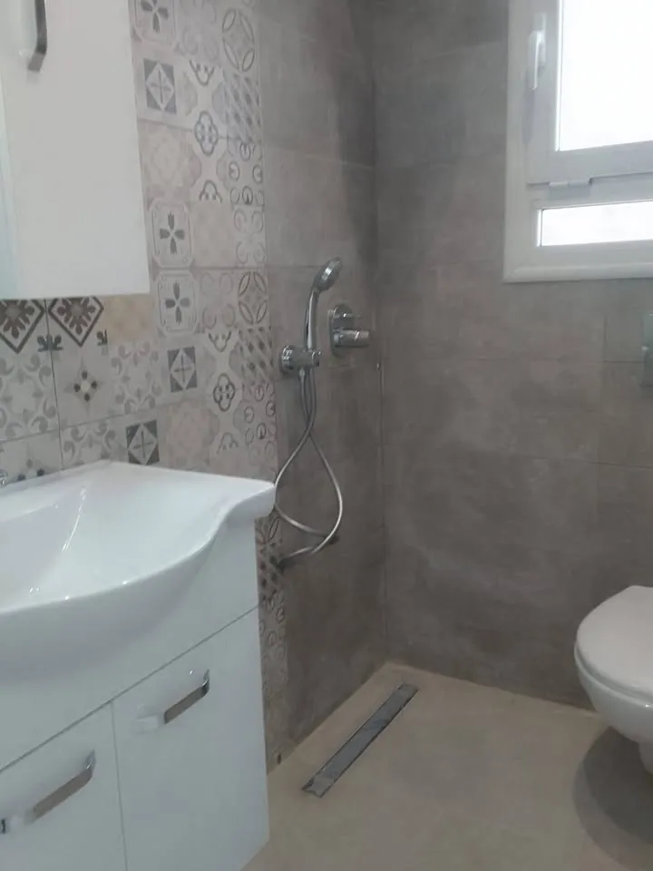 étage de villa s+3 situé à menzah 9