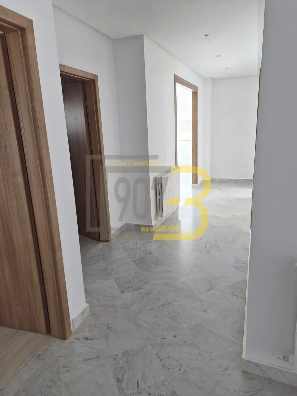  À Louer Étage de Villa S+3 Haut Standing 