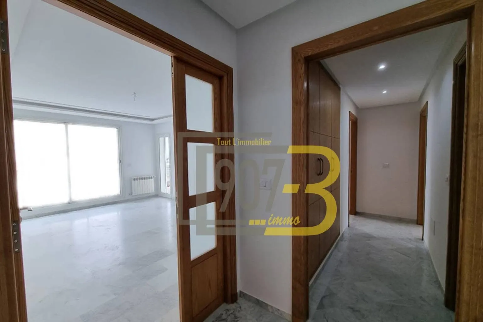 A louer un appartement S+2 Haut Standing đCitĂ© Ennasr