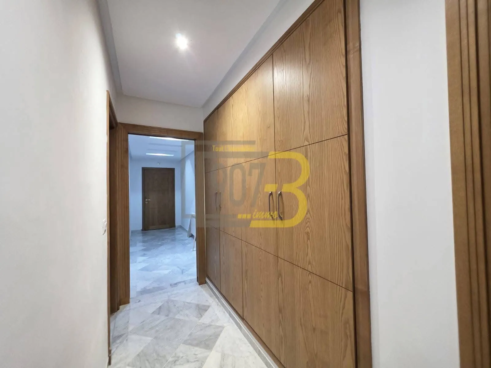 A louer un appartement S+2 Haut Standing đCitĂ© Ennasr