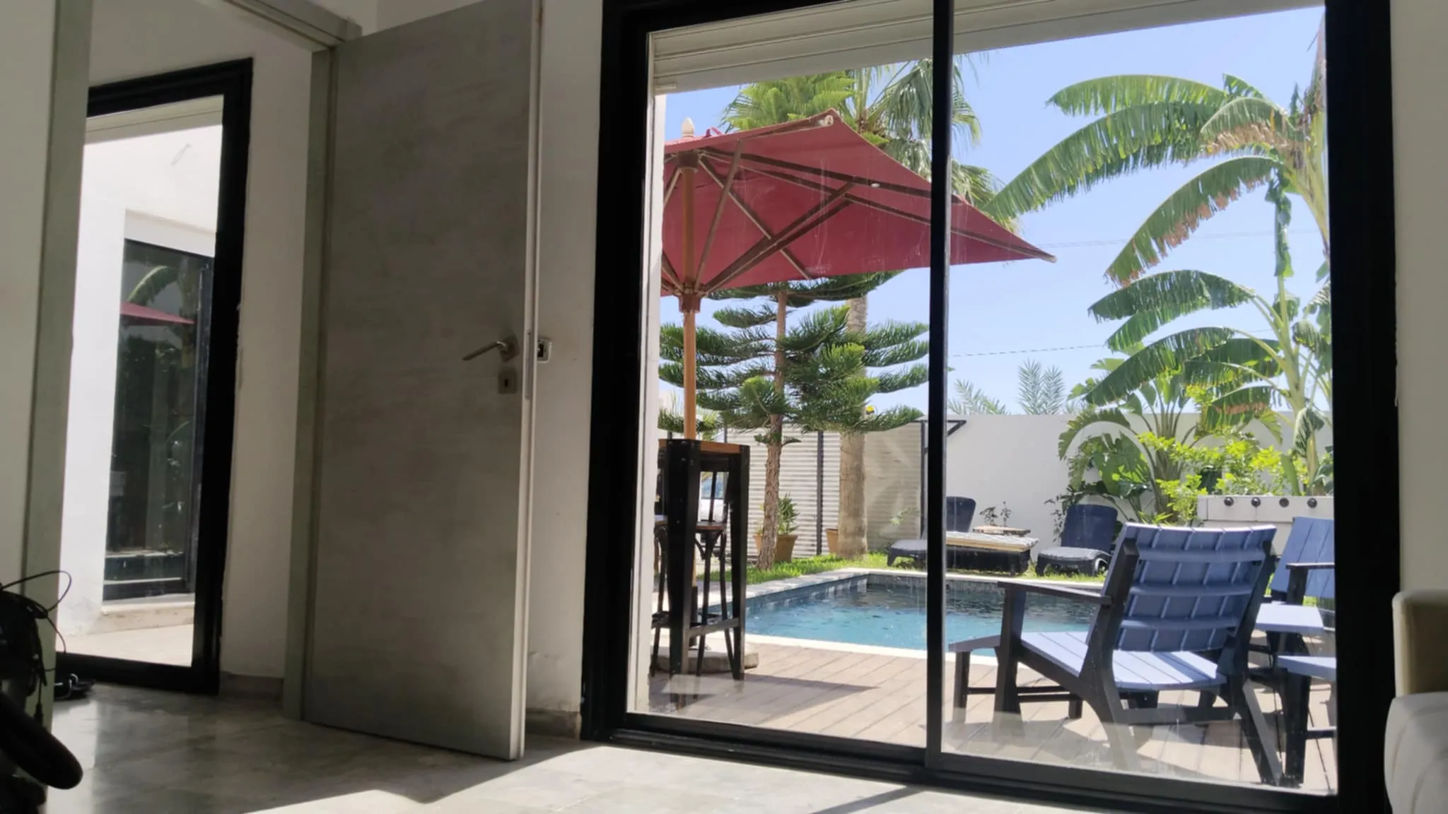 A vendre une villa avec piscine S+4