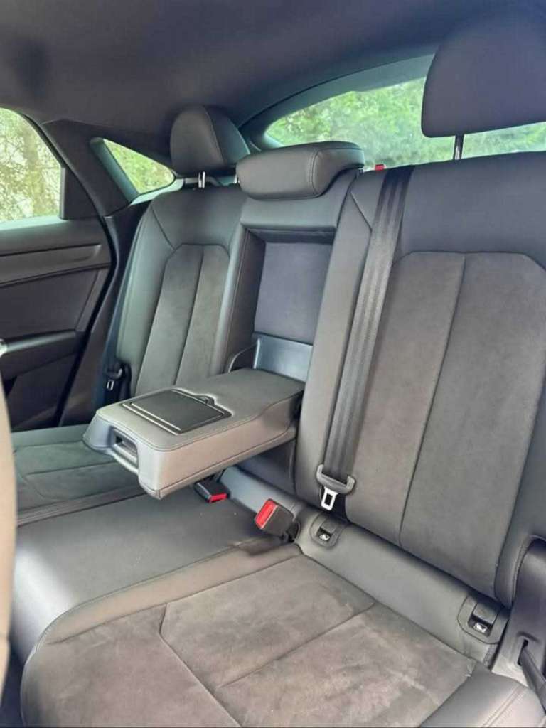 đ©đȘAudi Q3 SPORTBACK S-Line45 TFSIe 2024đ©đȘ
âïž on accepte l Ă©change des voitures