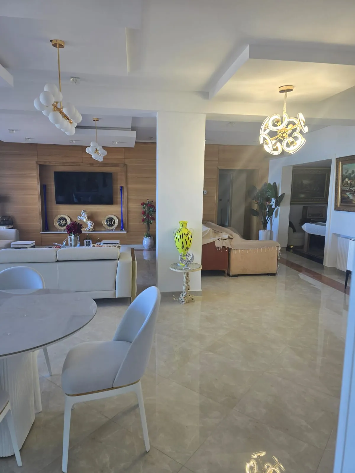 đAppartement S+3 Pieds Dans L'eau En Vente Ă Chott Mariem