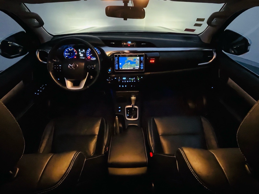 TOYOTA HILUX INVINCIBLE 🖤🖤🇩🇪🇩🇪