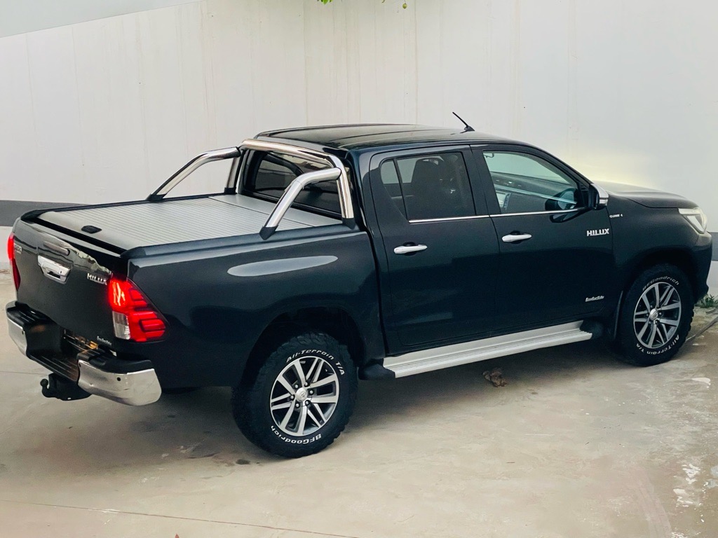 TOYOTA HILUX INVINCIBLE 🖤🖤🇩🇪🇩🇪