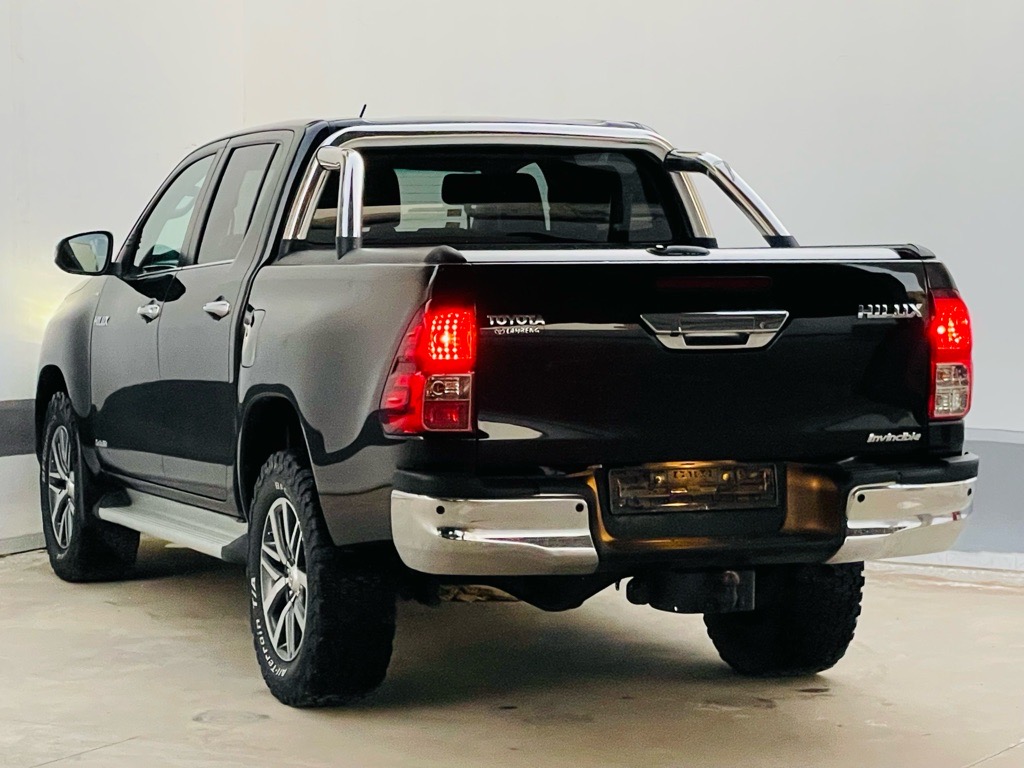 TOYOTA HILUX INVINCIBLE 🖤🖤🇩🇪🇩🇪