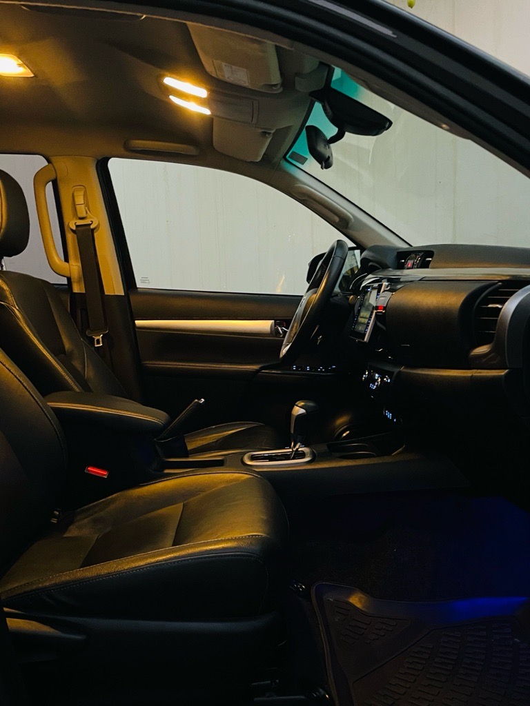 TOYOTA HILUX INVINCIBLE 🖤🖤🇩🇪🇩🇪