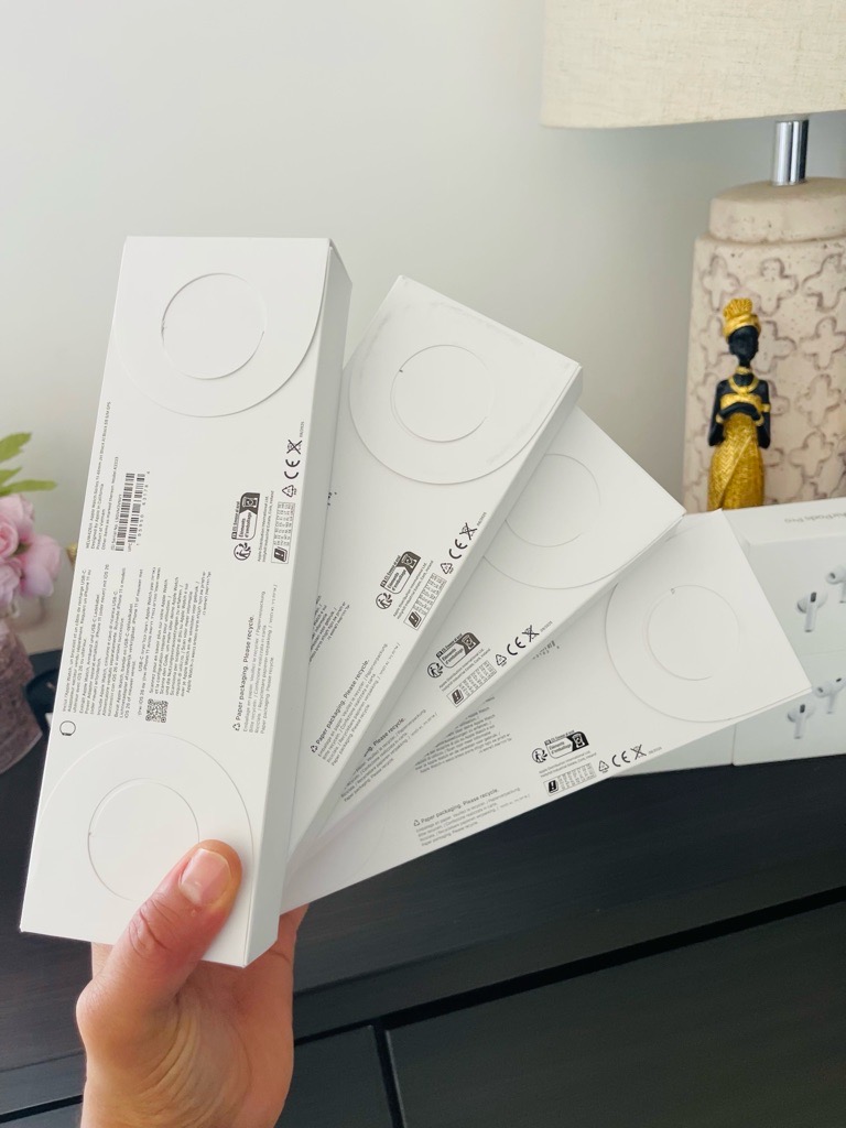 Apple watch sereis 11 cacheté