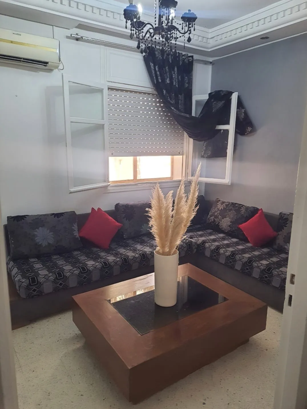 S+1 meublé situé Manar 1 