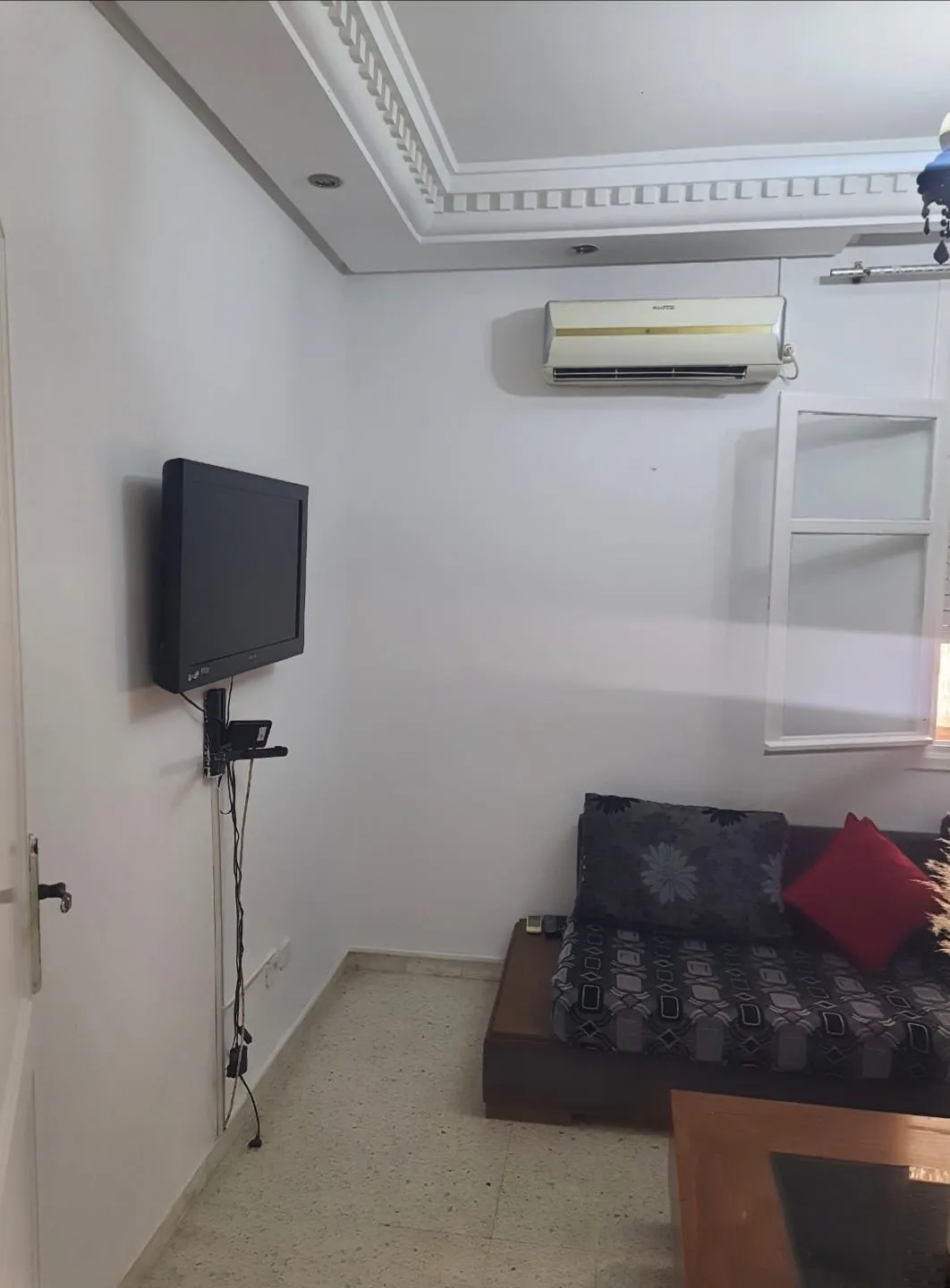  S+1 meublé situé Manar 1 