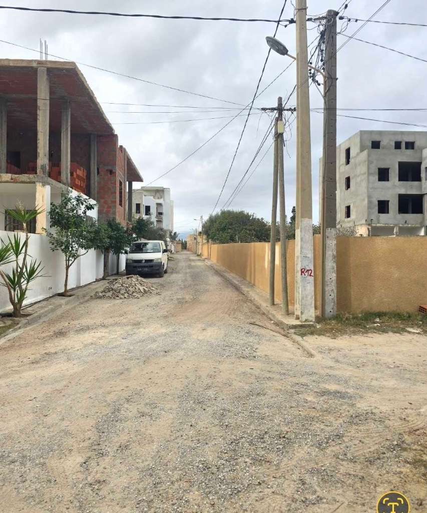 #Terrain #Clôturé [✍️#430m² =#Deux Façades] #Chatt Mariem