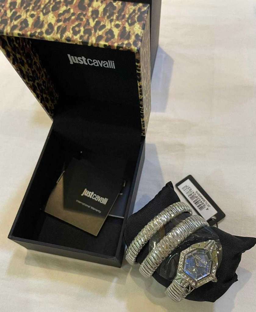 A vendre montre pour femmes