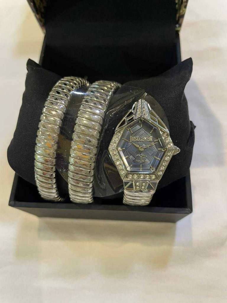 A vendre montre pour femmes