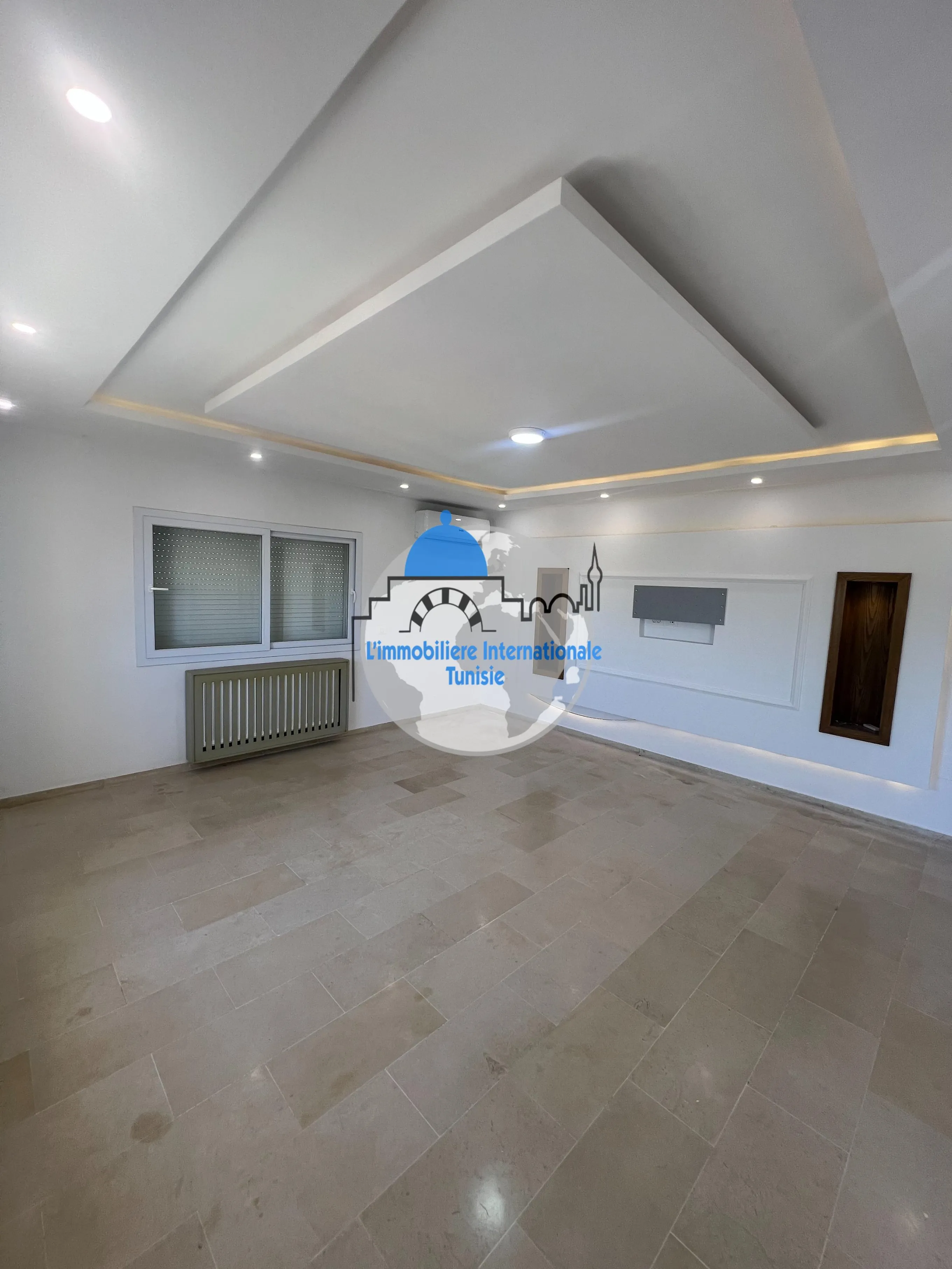 A louer Etage de villa S+3 à Kantaoui