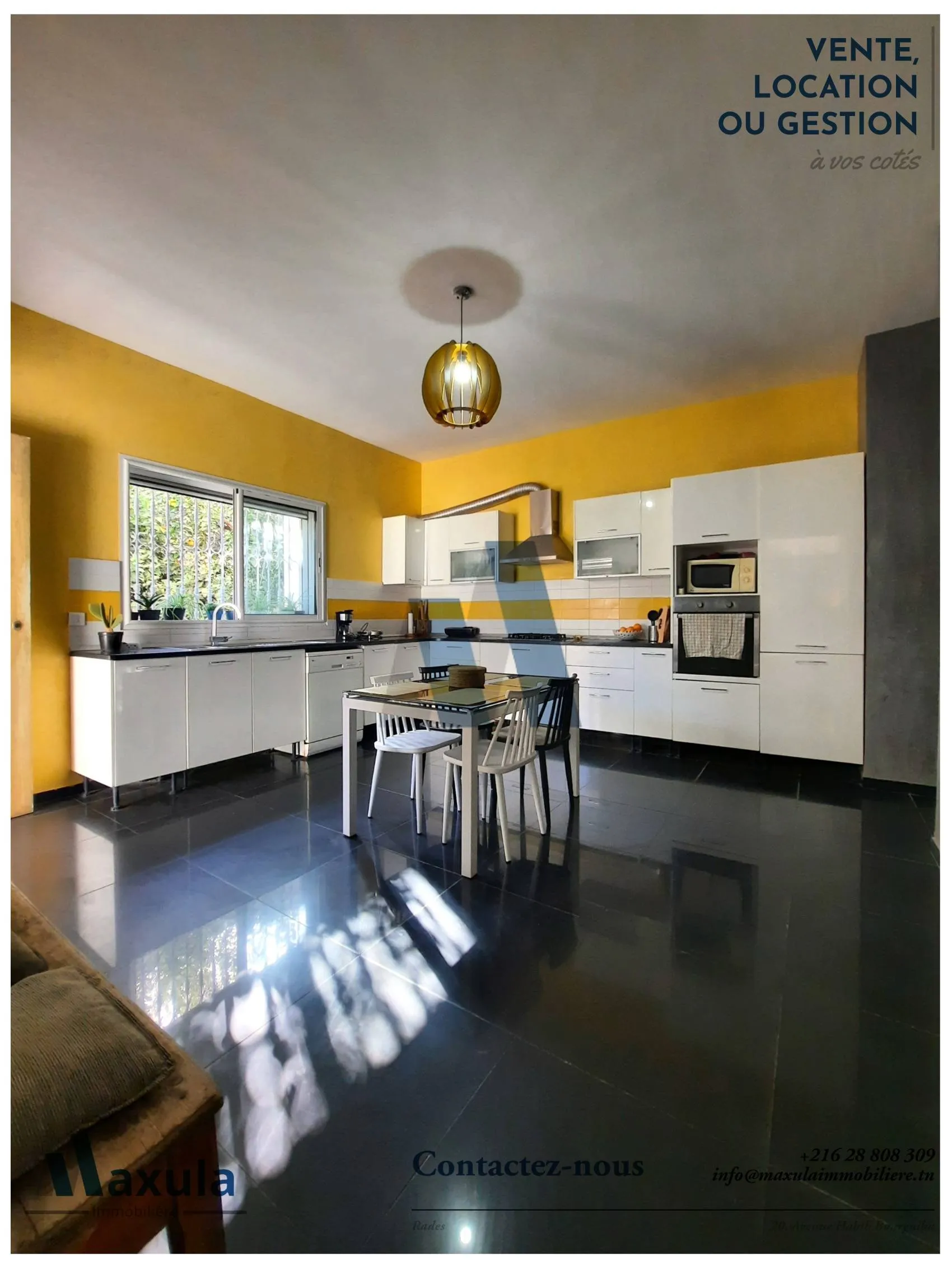 À VENDRE MAISON EN DUPLEX S+3 À RADES MELIANE 2