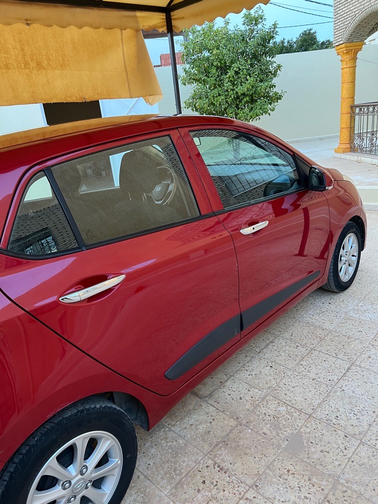 Grand i10