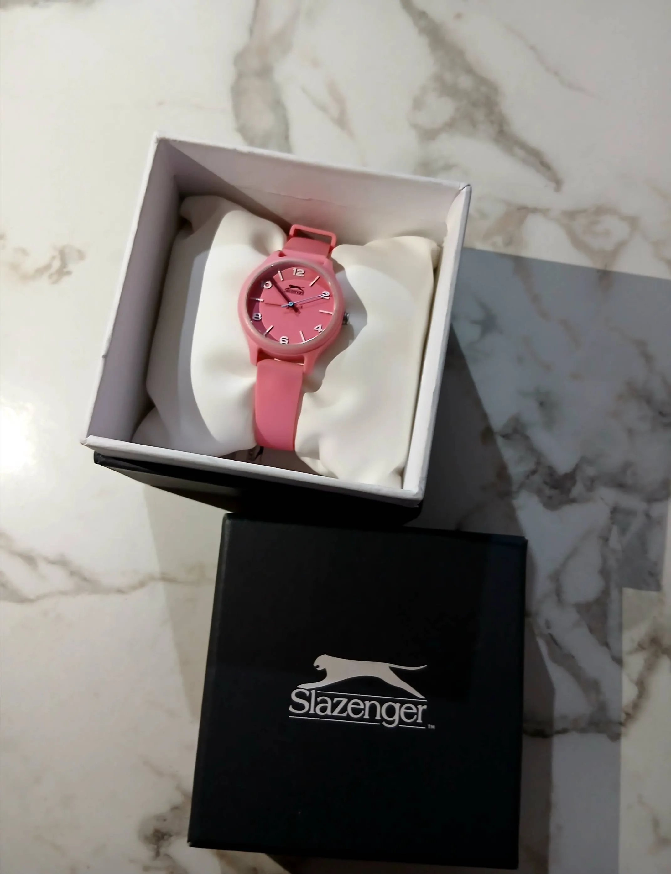 Montre " Slazenger ".