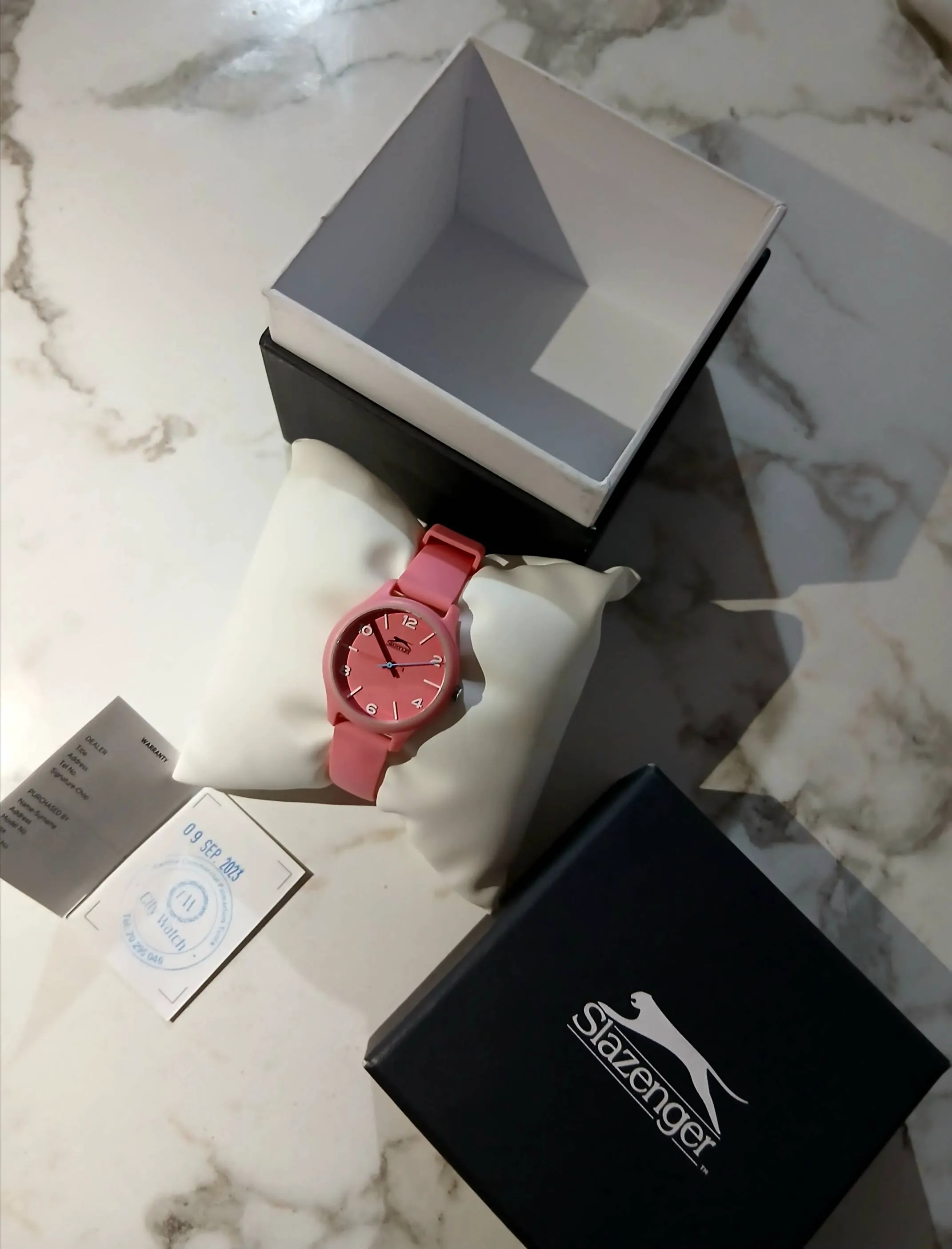 Montre " Slazenger ".