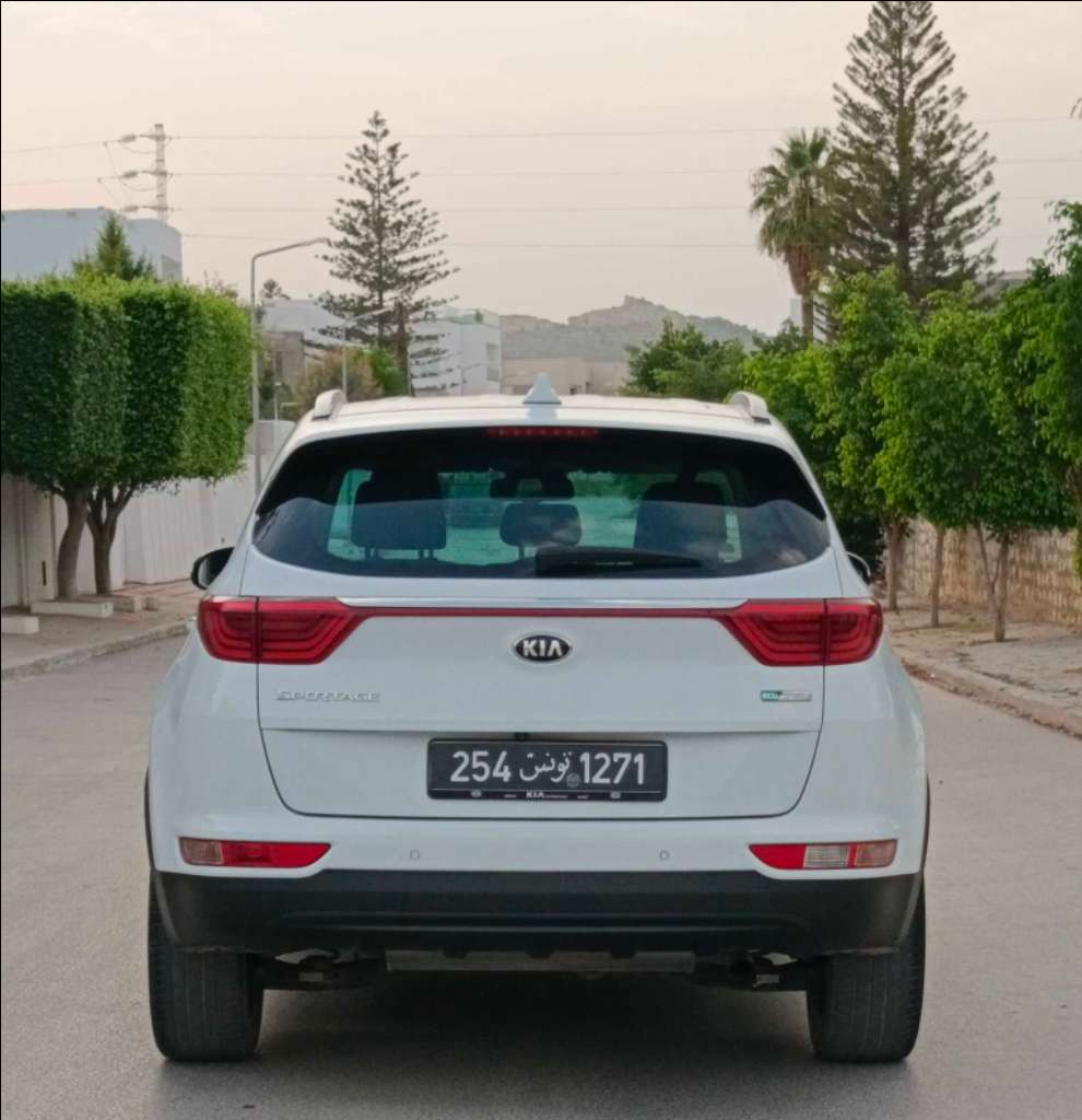 đ kia sportage 1.7 â 1 Ăšre main