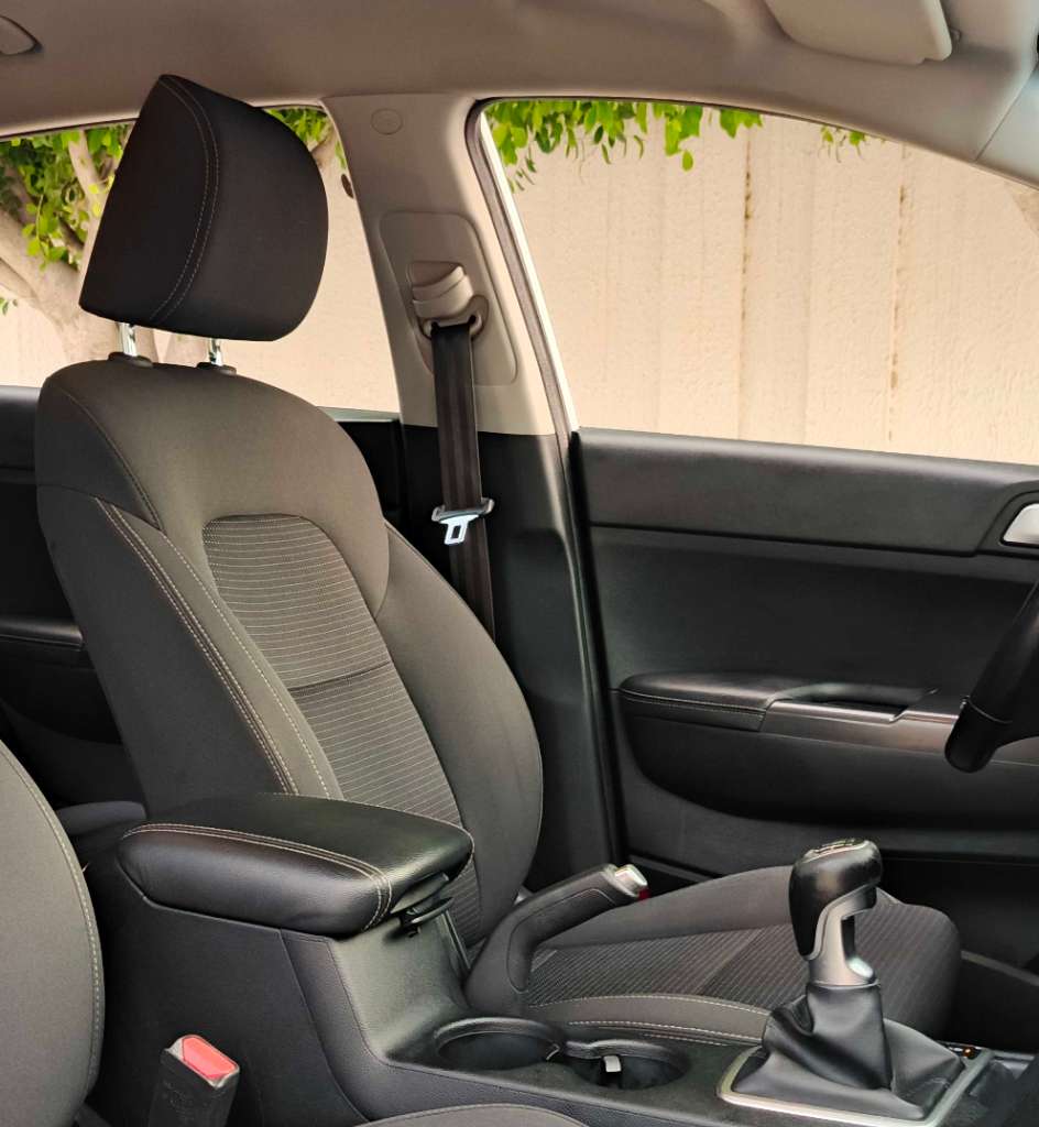 đ kia sportage 1.7 â 1 Ăšre main