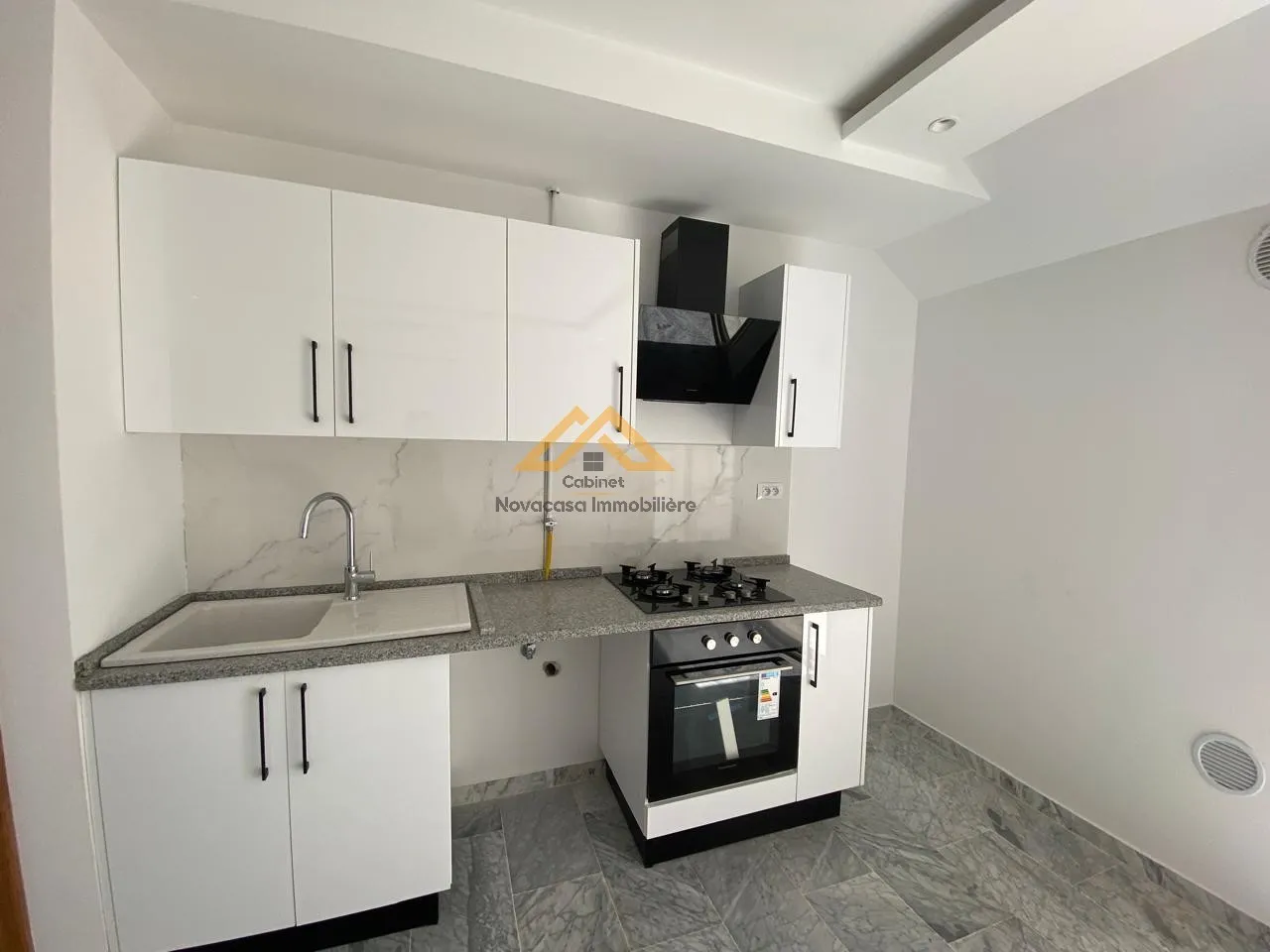 À VENDRE – Appartement S+1 à Tantana, Chatt Mariem (73 m²) –  Proche de la mer