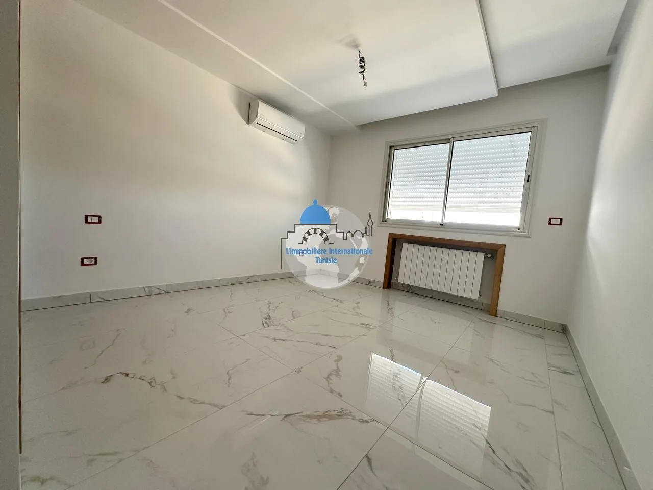 Appartement de luxe S+1 à louer à Sahloul 4