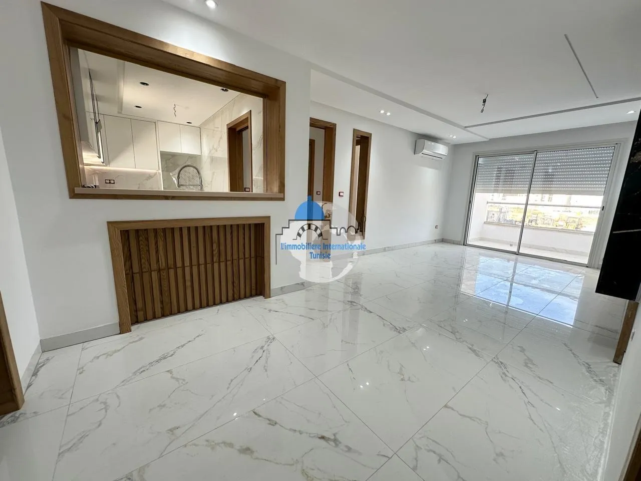 Appartement de luxe S+1 à louer à Sahloul 4