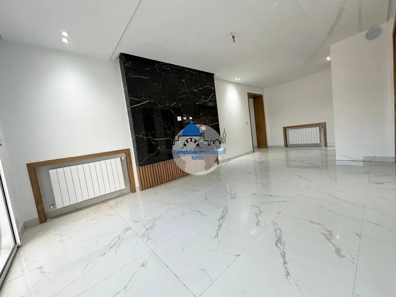 Appartement de luxe S+1 à louer à Sahloul 4