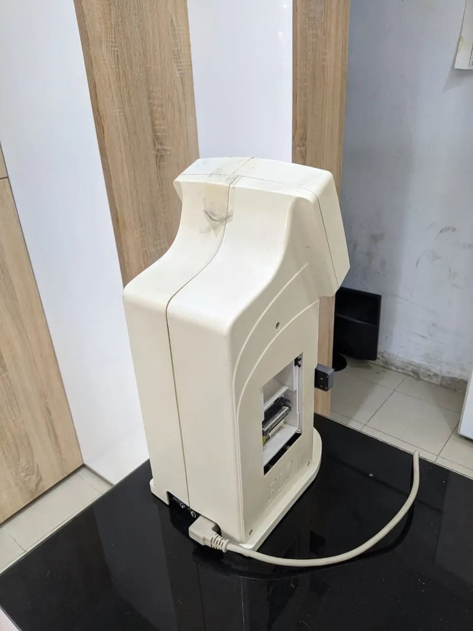 Frontofocomètre automatique FL-2500 – Appareil de mesure optique professionnel