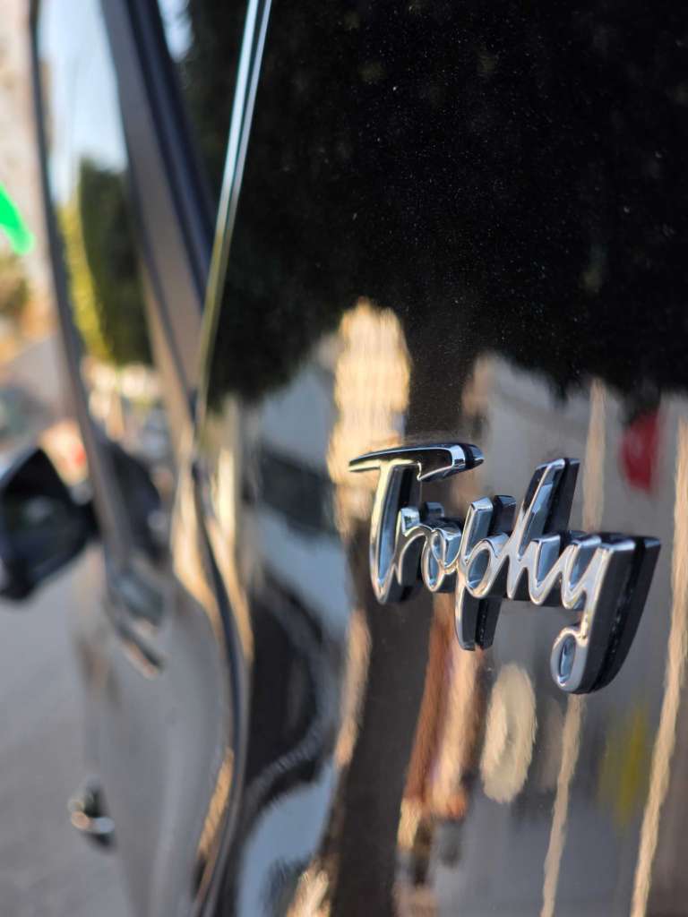 MG ZS TROPHY ( FAIBLE KILOMETRES )