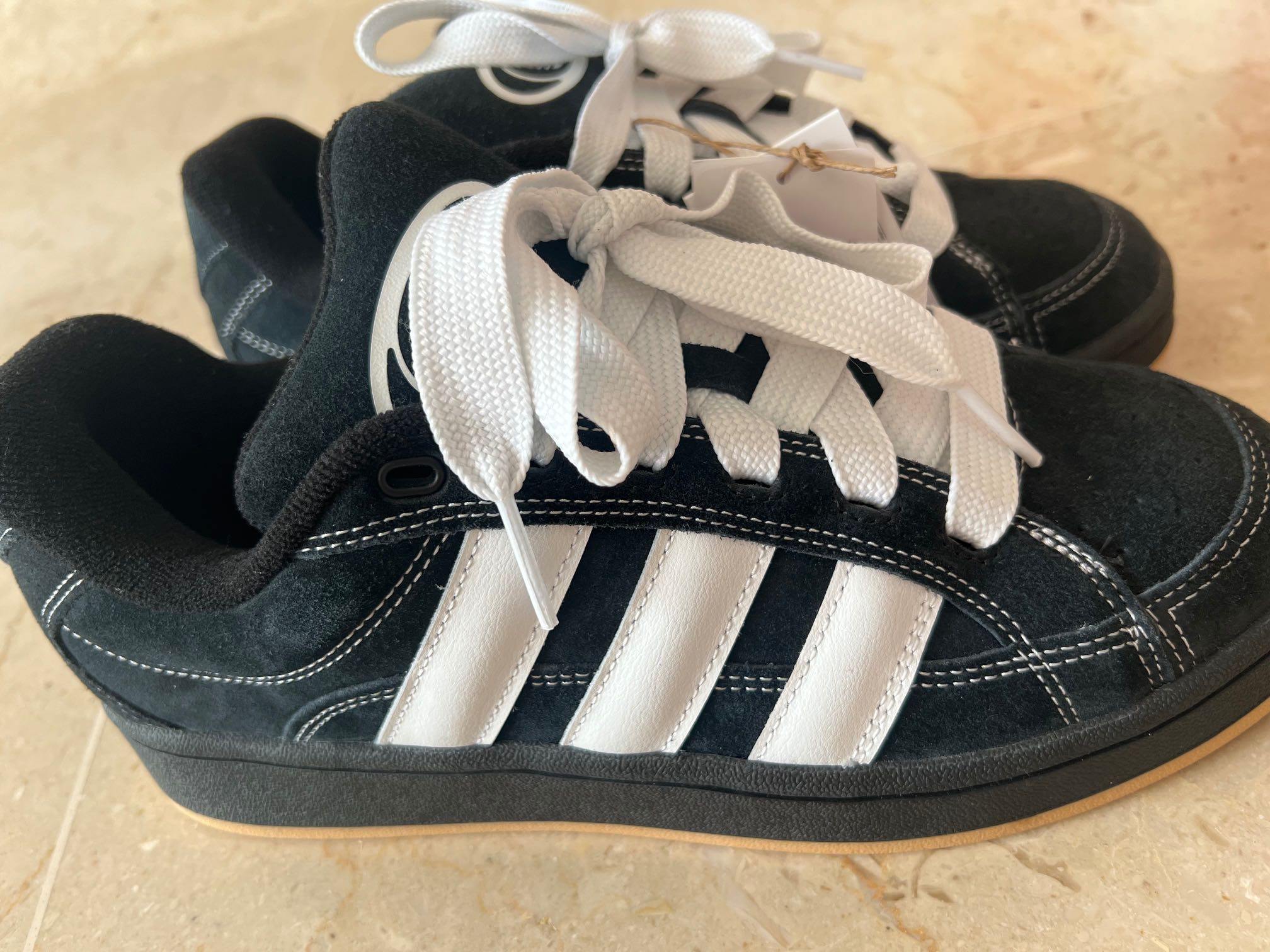 CAMPUS 00S BETA SHOES