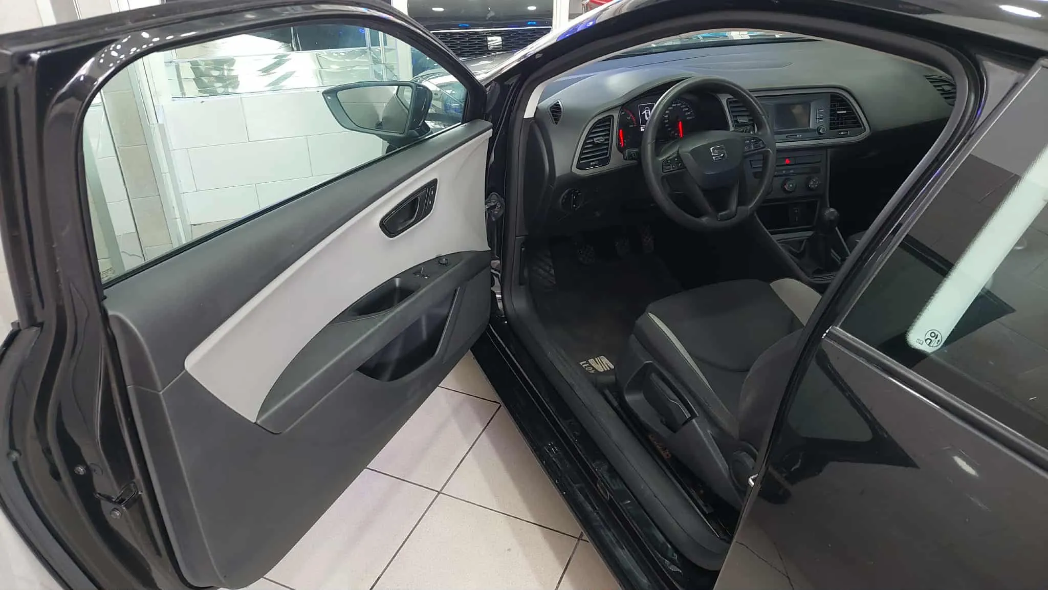 Seat Leon 1.2-Km 87 mille-Tel 98479647-21140009 