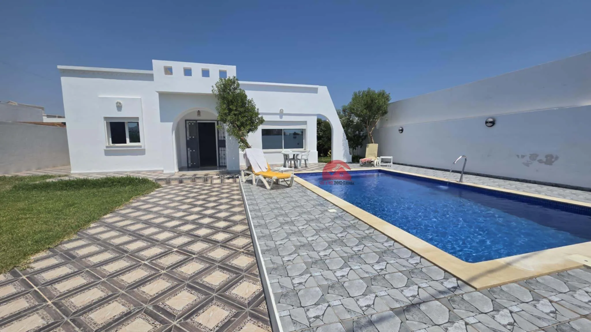 Villa S 2 avec piscine à vendre à Tezdaine Djerba ZA