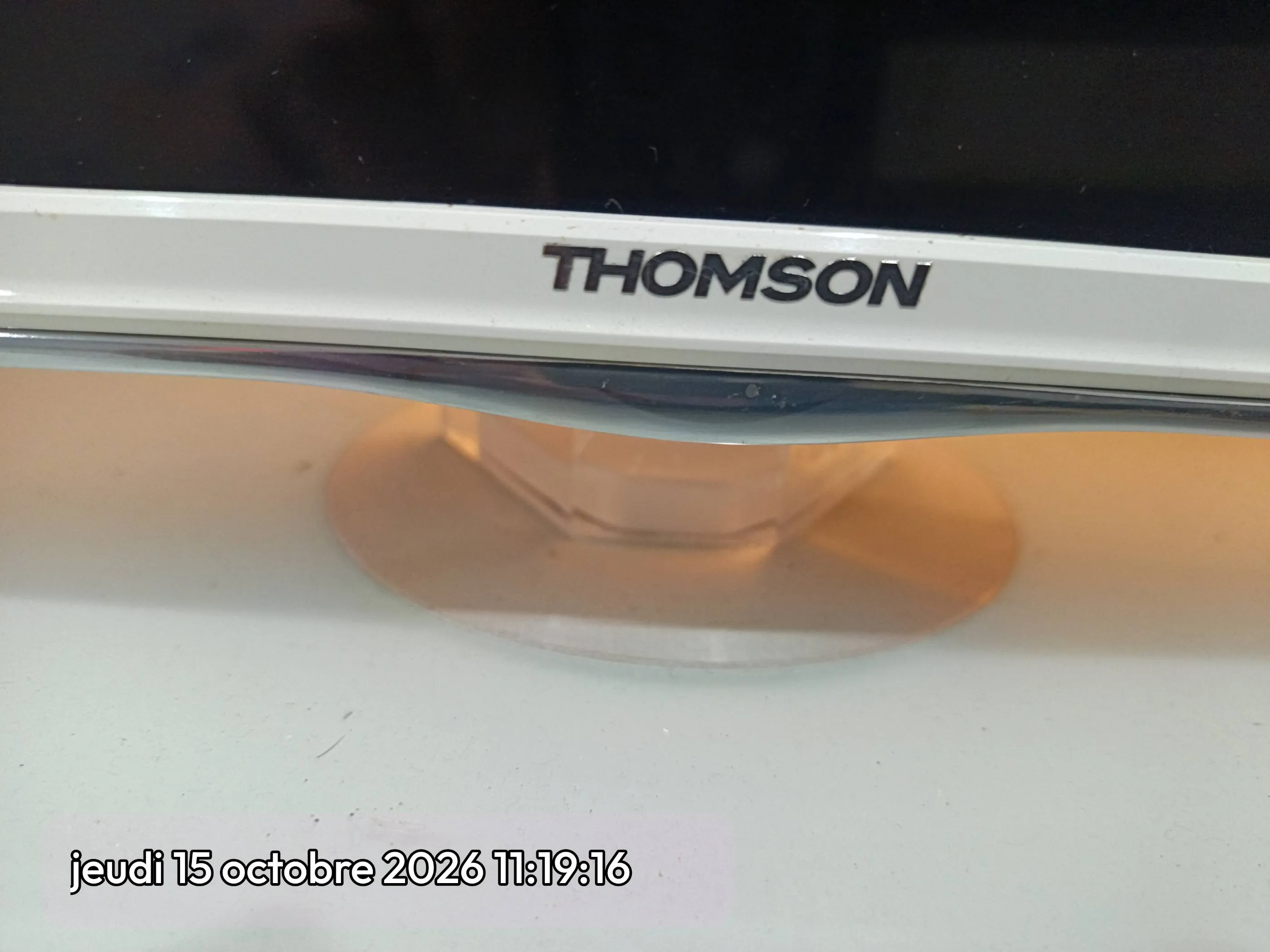 Téléviseur THOMSON 55 pouces d'occasion.
