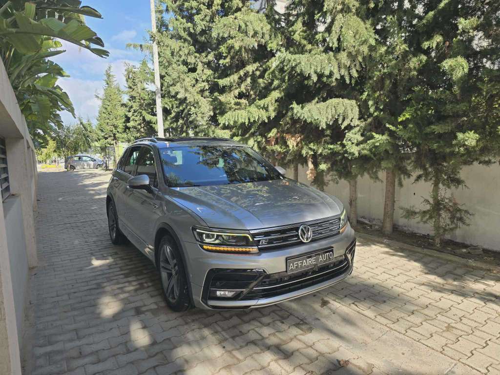 Volkswagen Tiguan R Line 2018 150.000km đ
đ on accepte l Ă©change des voitures
