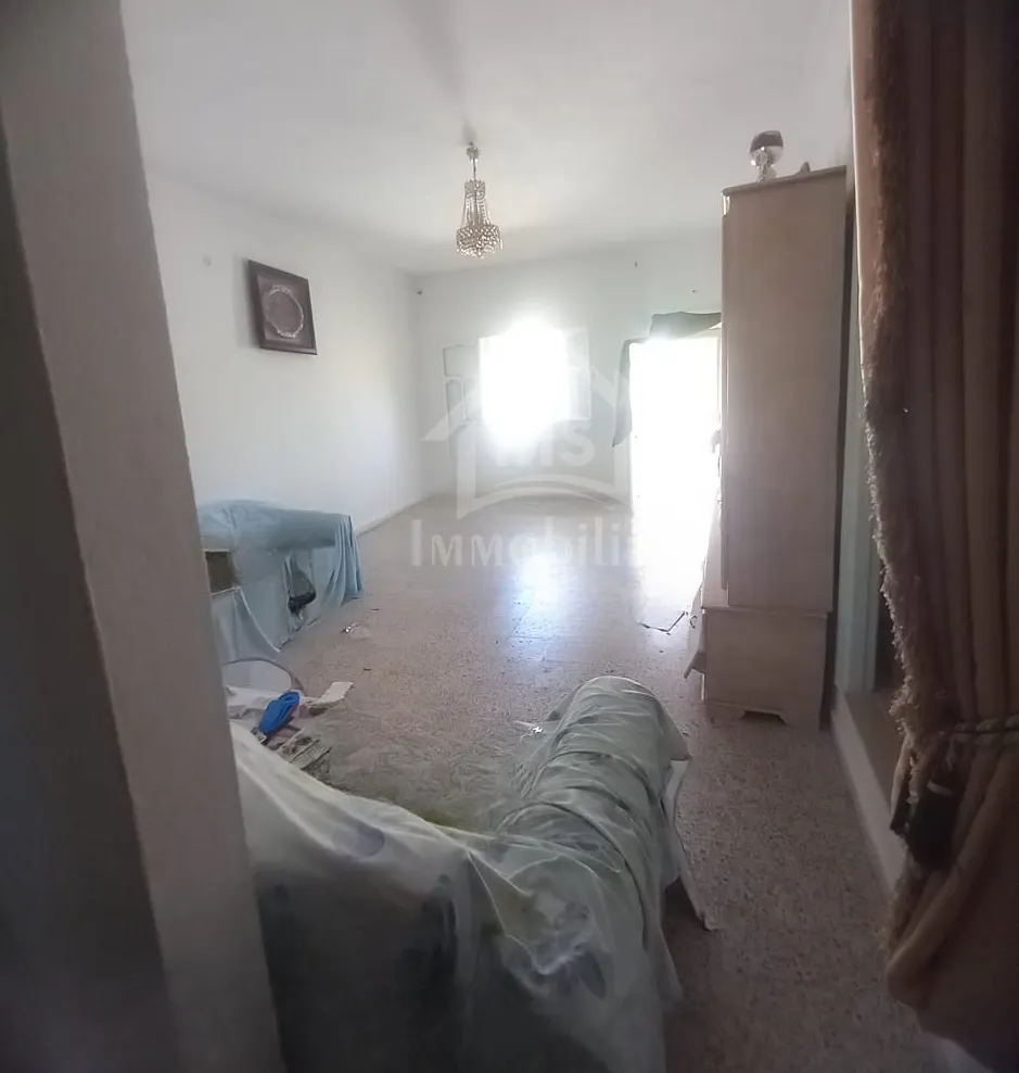 Maison S+2 avec un terrain à vendre à Hammamet Sud 51355351
