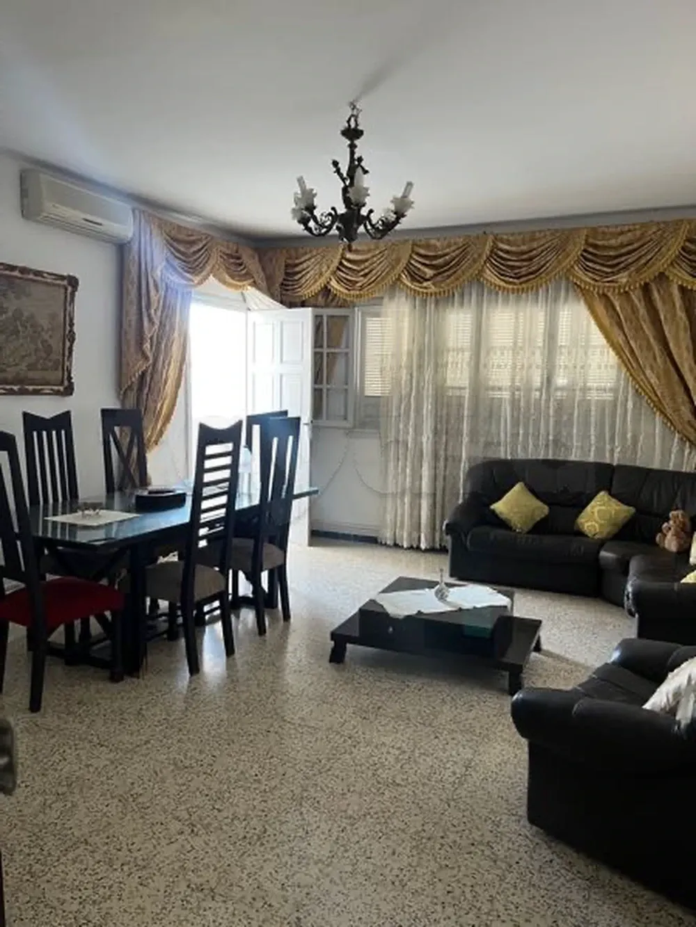 joli appartement s+2 meublée