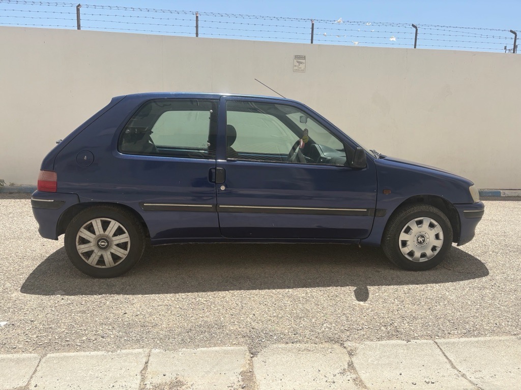 Peugeot 106