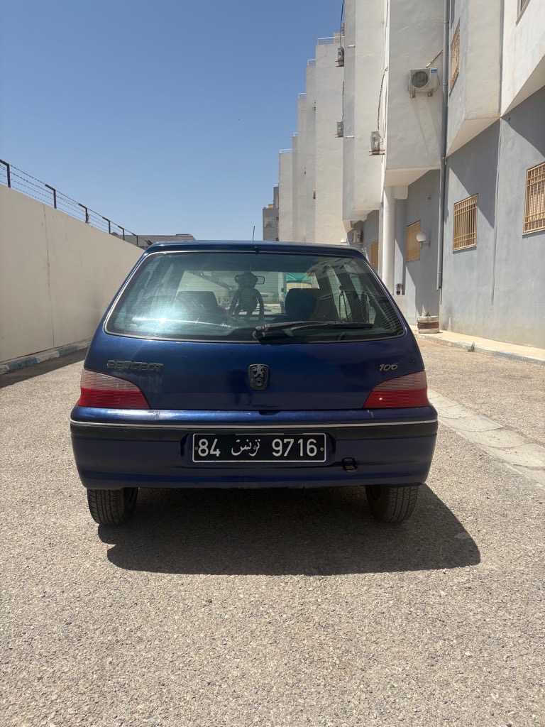 Peugeot 106