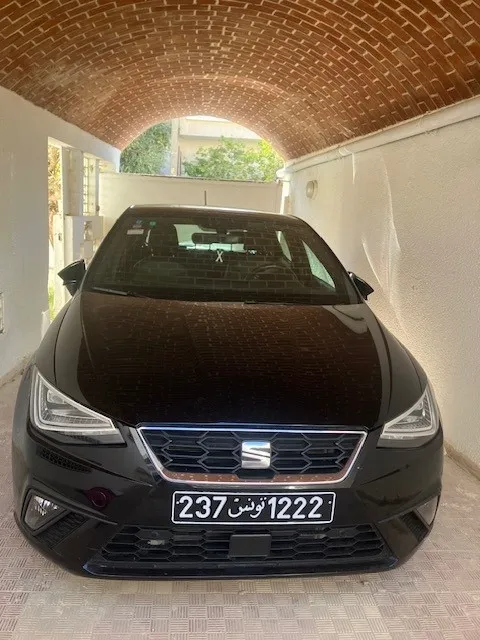 À Vendre : Seat Ibiza FR – 30/05/2023 – Full Option – Noir - Km 19,000