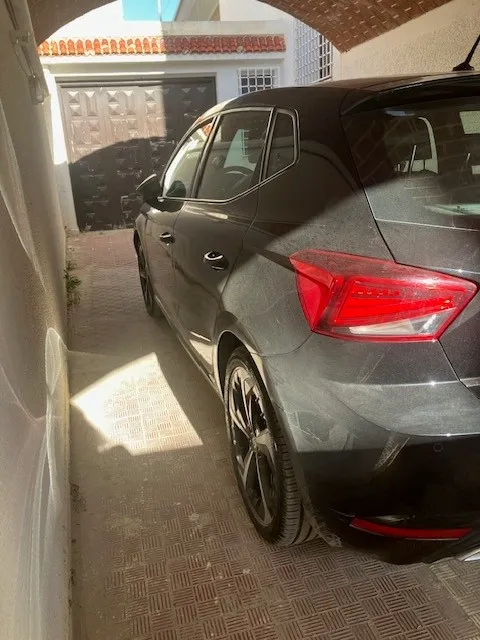 À Vendre : Seat Ibiza FR – 30/05/2023 – Full Option – Noir - Km 19,000