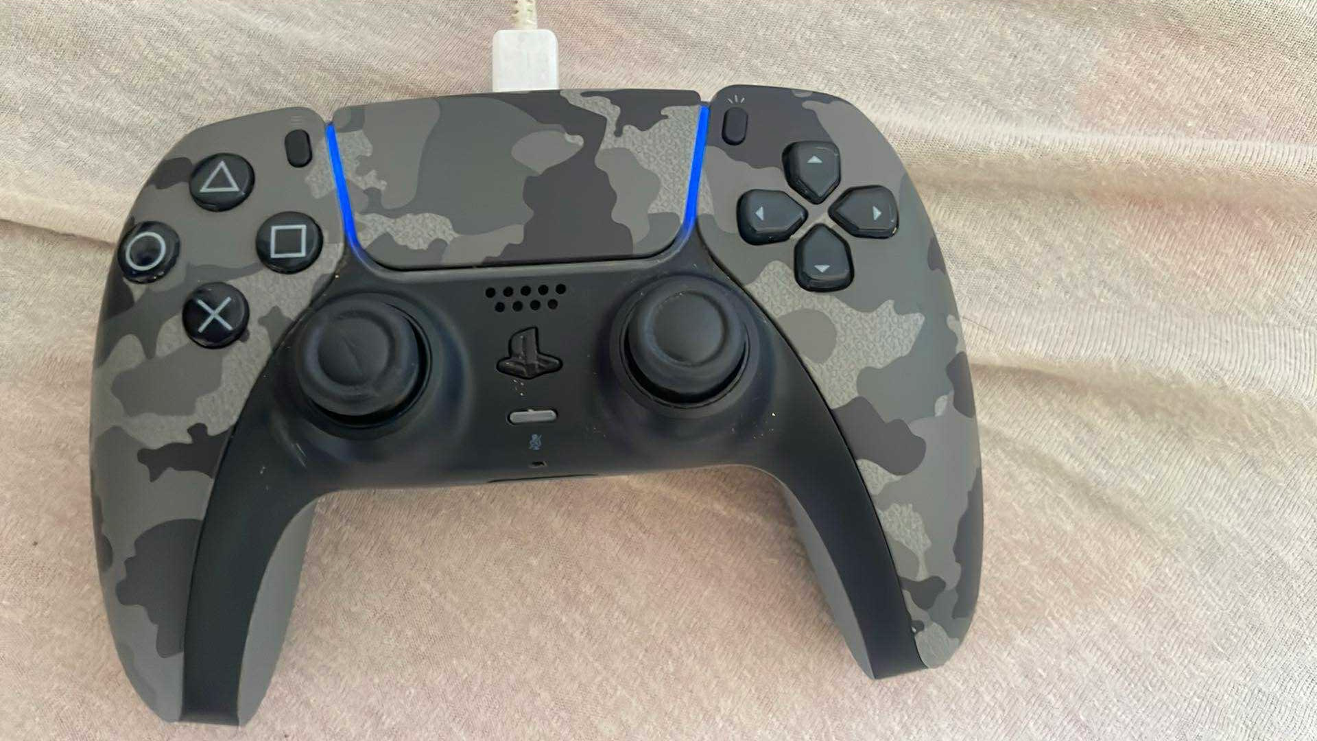 Manette play 5