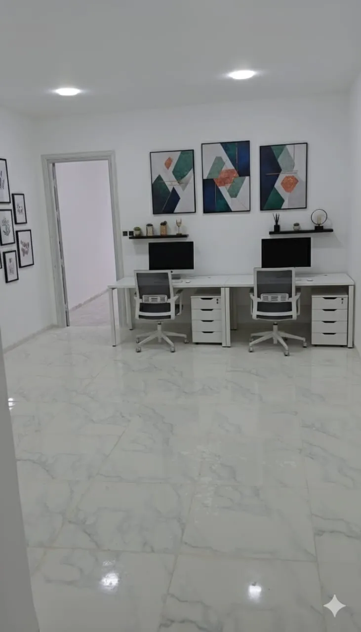 Super bureau halla plus 4 pièces au lac 3 kram