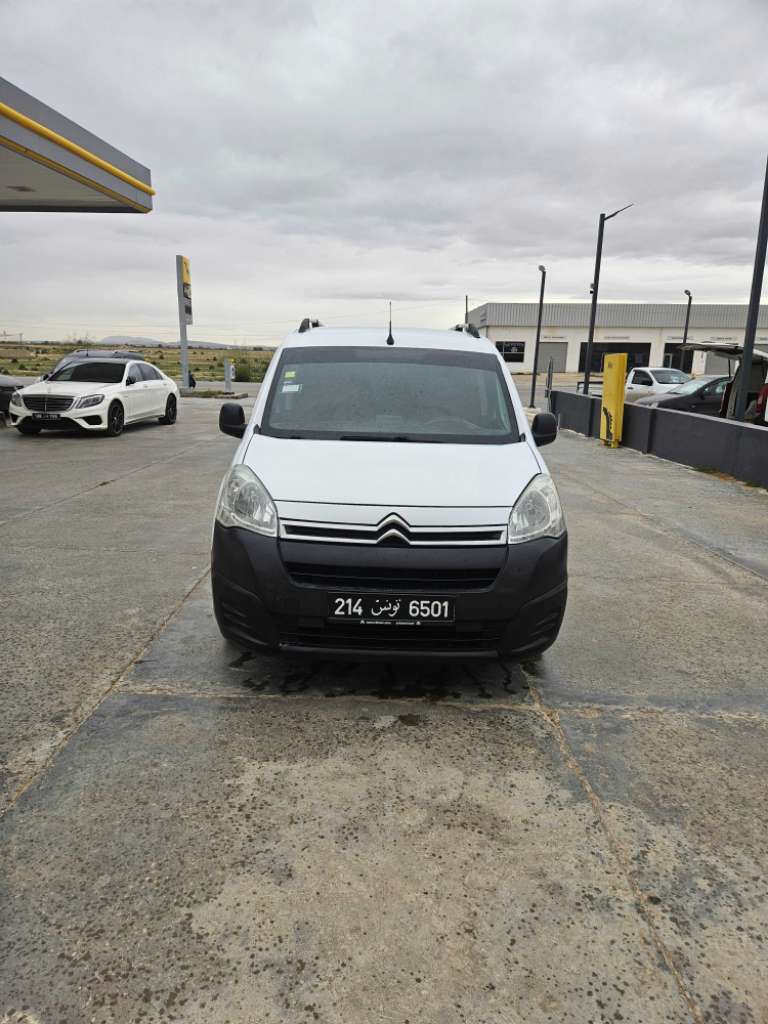 Citroen Berlingo e_ hdi 5 chevaux 4 cylindre 