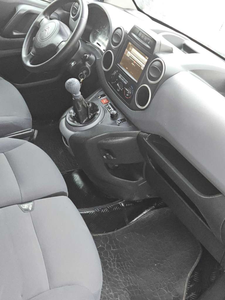 Citroen Berlingo e_ hdi 5 chevaux 4 cylindre 