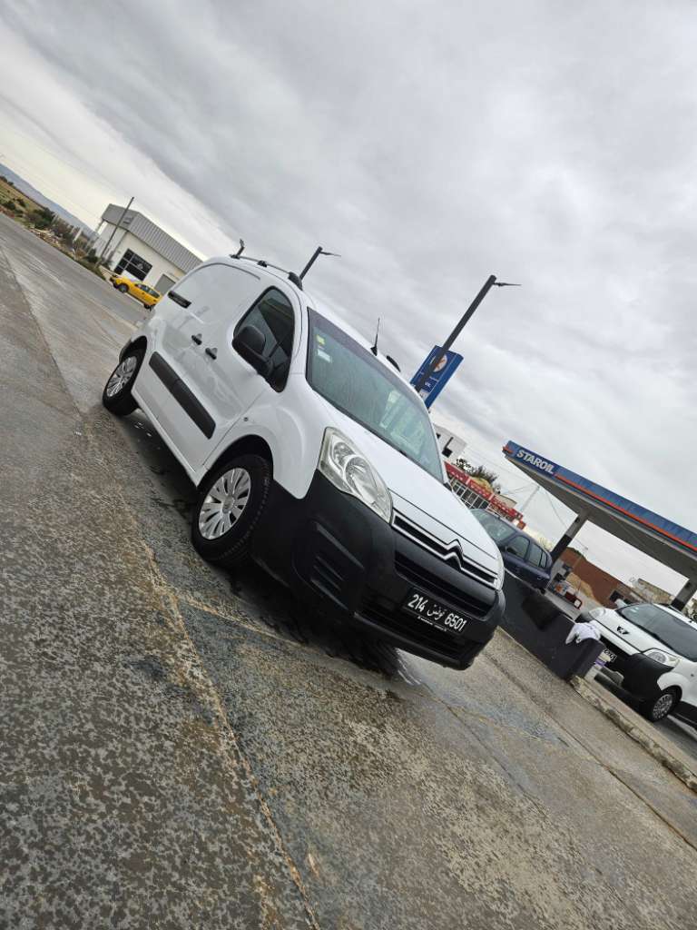 Citroen Berlingo e_ hdi 5 chevaux 4 cylindre 